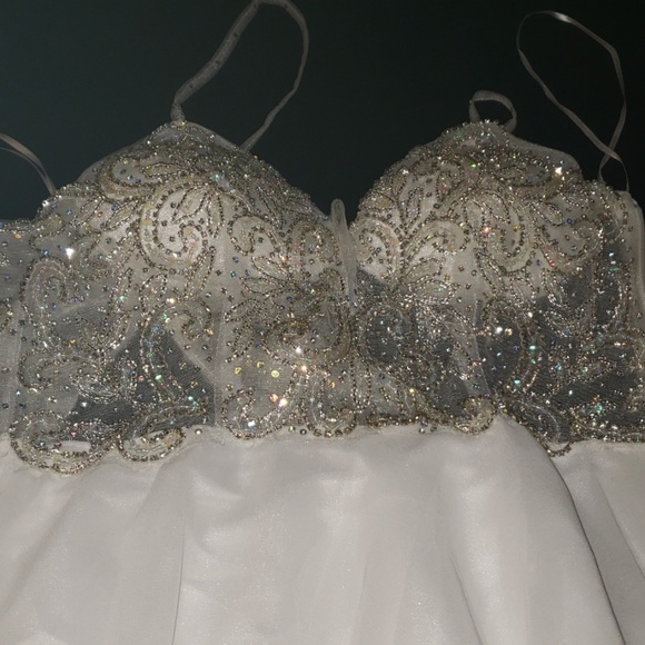 Dress - Picture 3 of 5